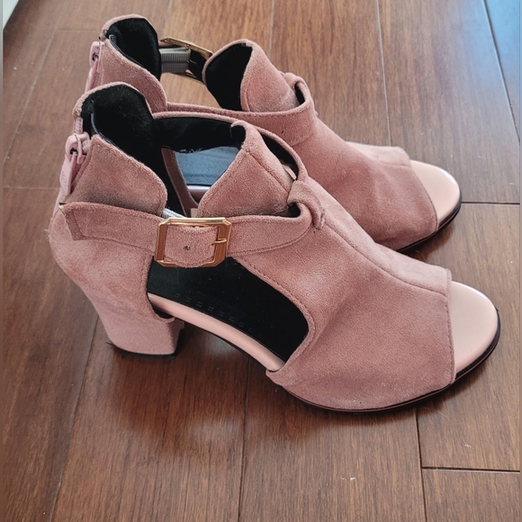 Gorgeous Women Peep Toe Chunky Heeled Sandal Boots - Picture 5 of 8